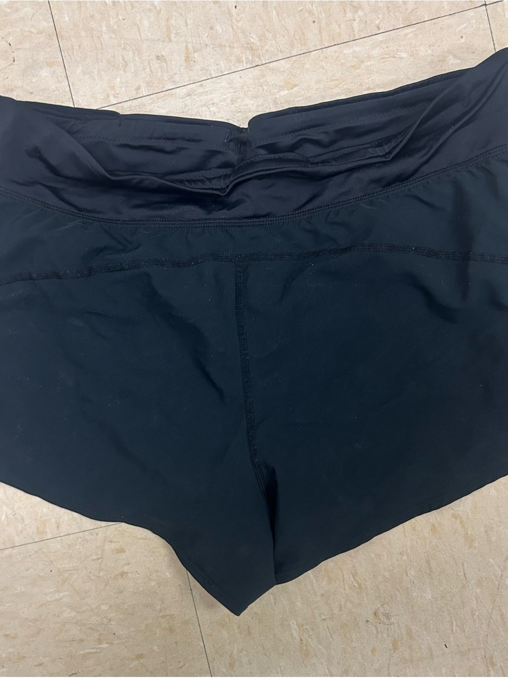 Title Nine Black Athletic Stretch Shorts size large with inner brief - Picture 8 of 10